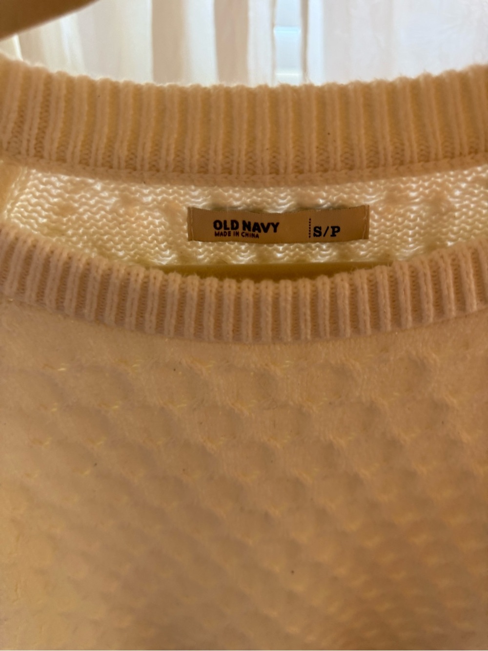 Old Navy Cream Cable Stitch Crewneck Sweater - Picture 4 of 6